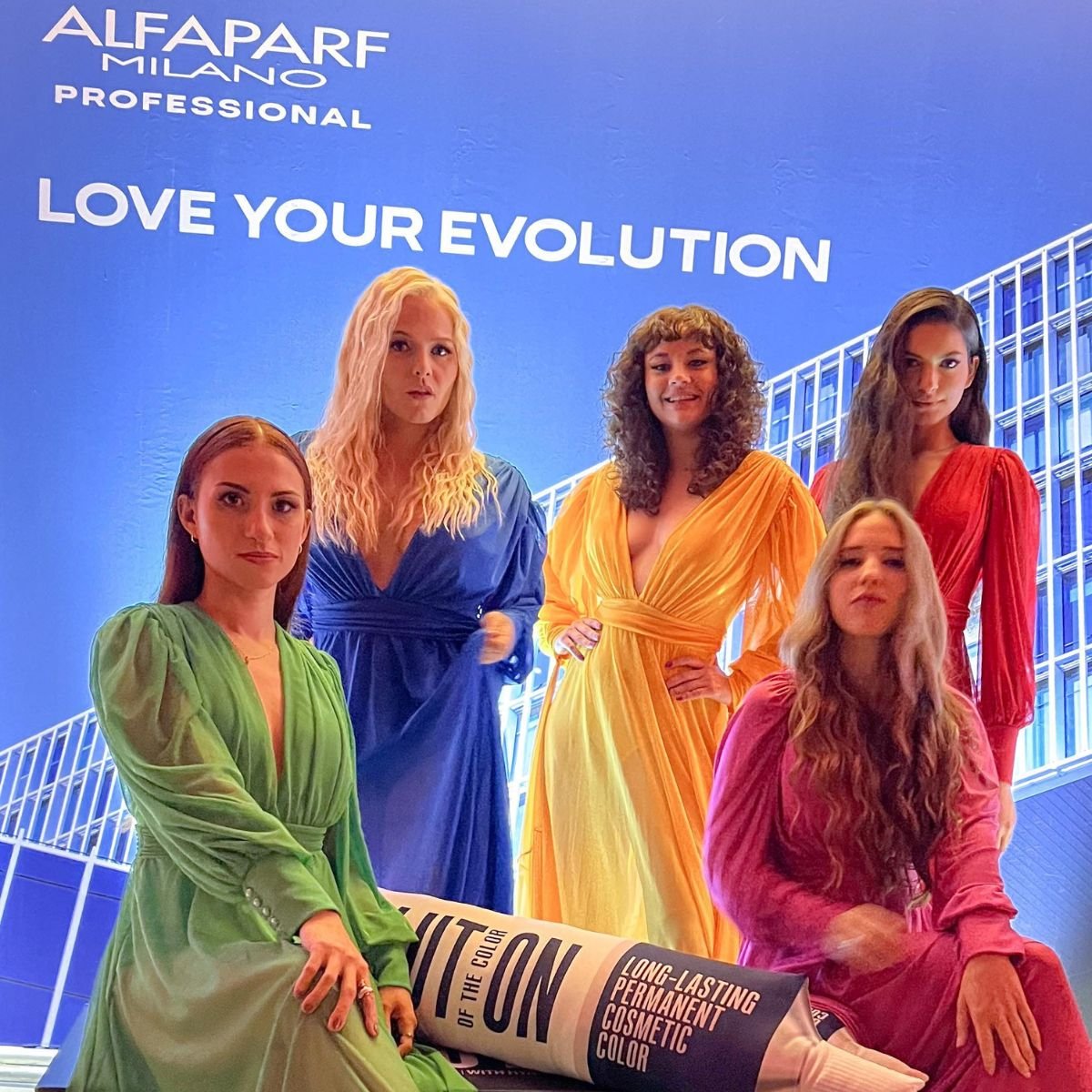 Tinta Alfaparf Evolution of the Color 2000 Corretor Violeta 60ml Cor 2000 Corretor Violeta 4