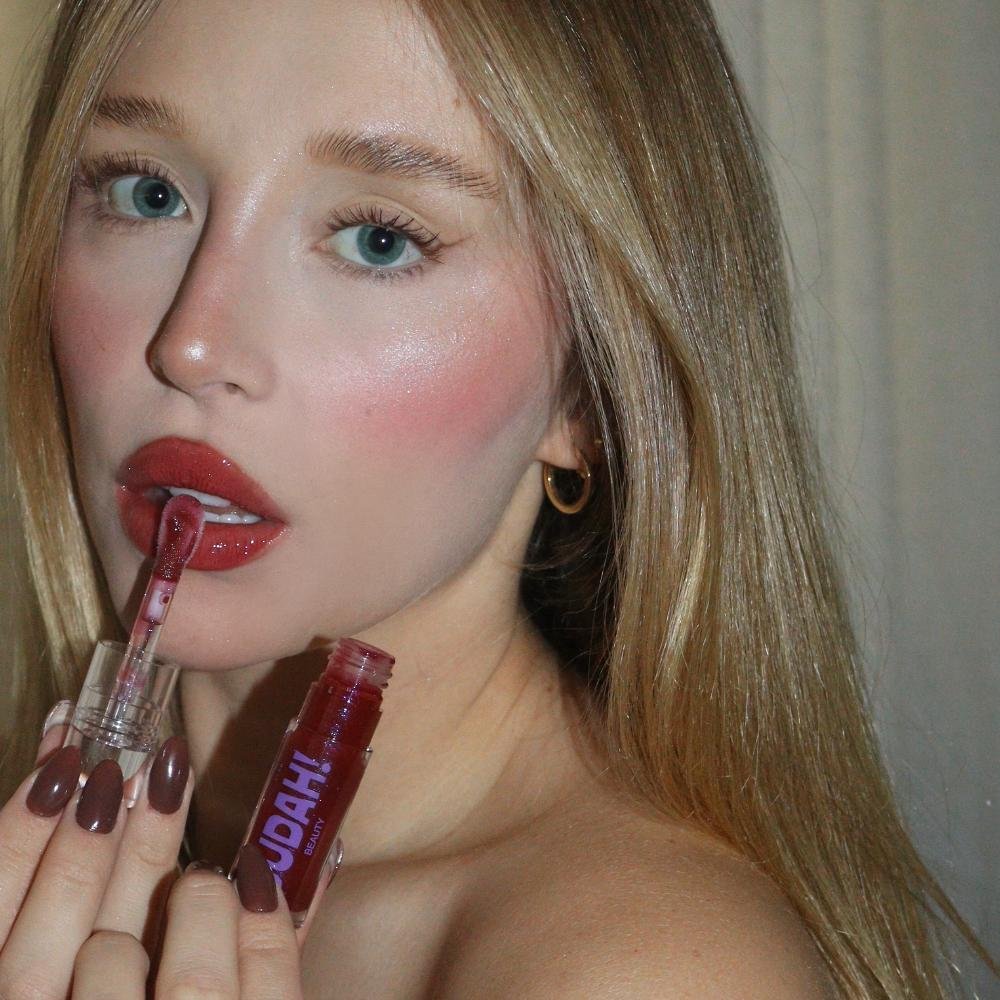 Shimmer Gloss Cosmic Grape 2