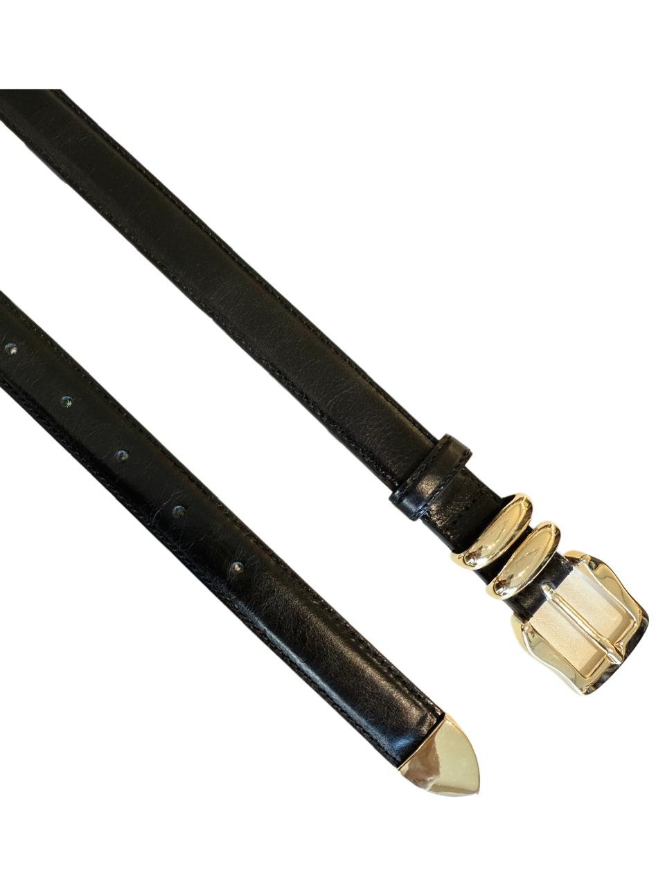 CINTO EM COURO ESTONADO COM FIVELA DOURADA Preto 2