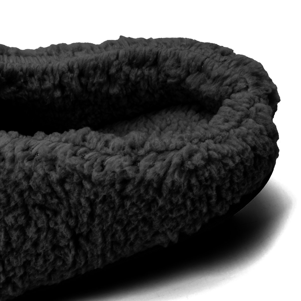 Pantufa de Pelinho Preta Antiderrapante Chinelo de Quarto Super Fofinho e Resistente Preto 2