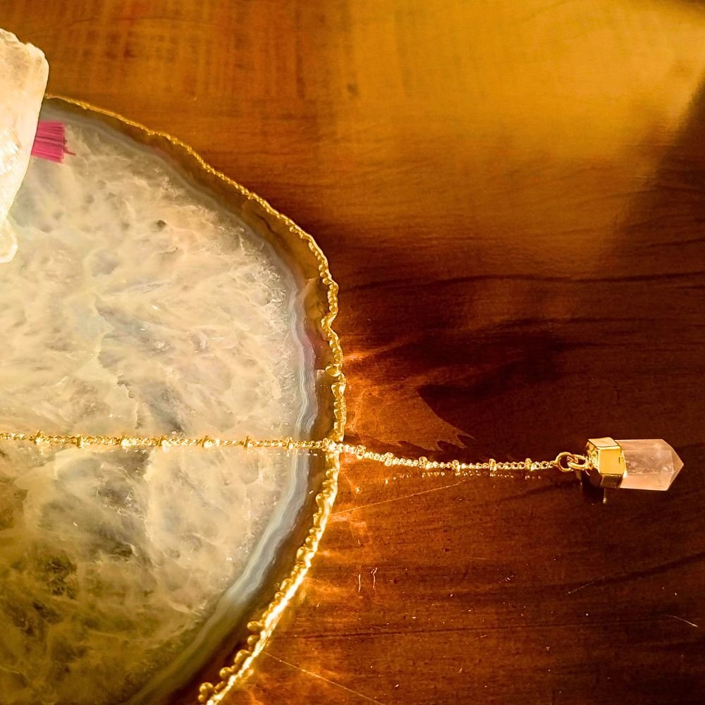 Semijoia - Colar Trilogia de Cristais Naturais - Geodo e Quartzo Rosa - Ouro 18k Dourado 3