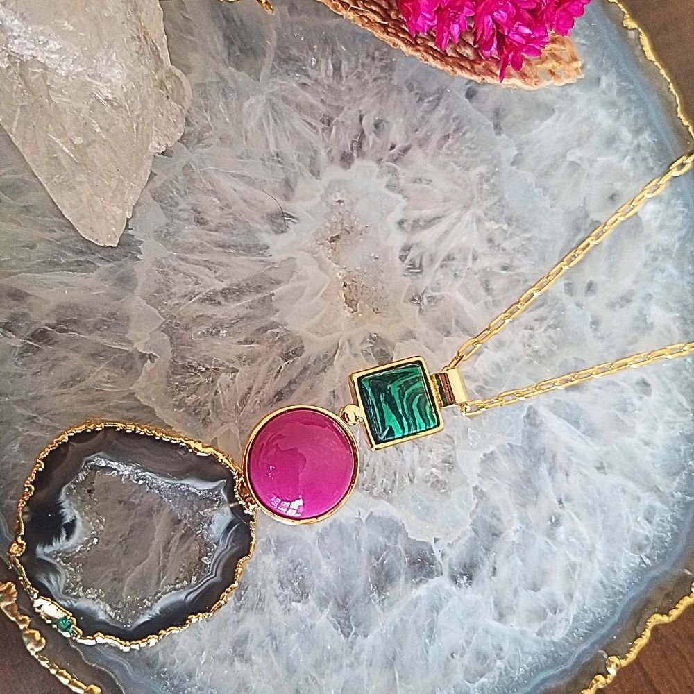 Semijoia - Colar Trilogia de Cristais Naturais - Geodo, Ágata Rosa e Malaquita - Ouro 18k Dourado 2