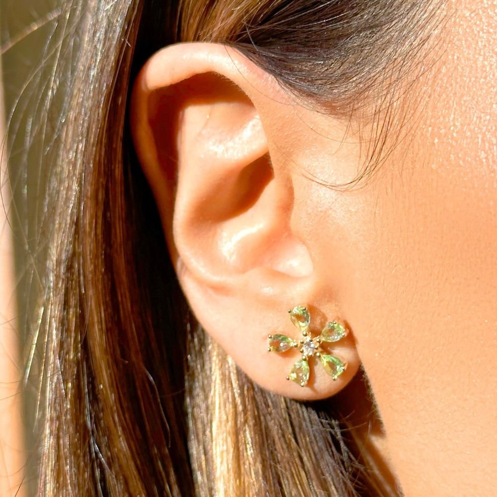Semijoia - Brinco Flor Pétalas Ametista Verde - Ouro 18k Dourado 4