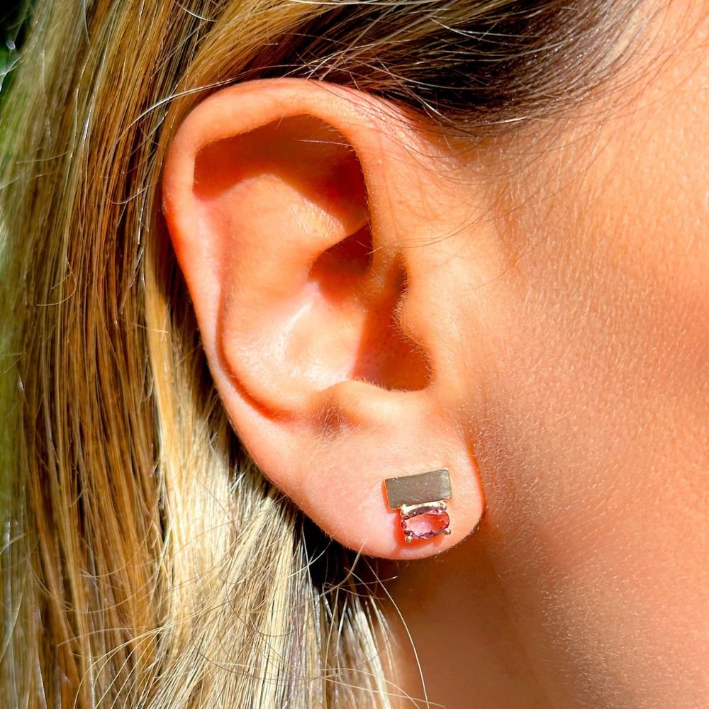 Semijoia - Brinco Cristal Rodolita com Placa - Ouro 18k Dourado 3