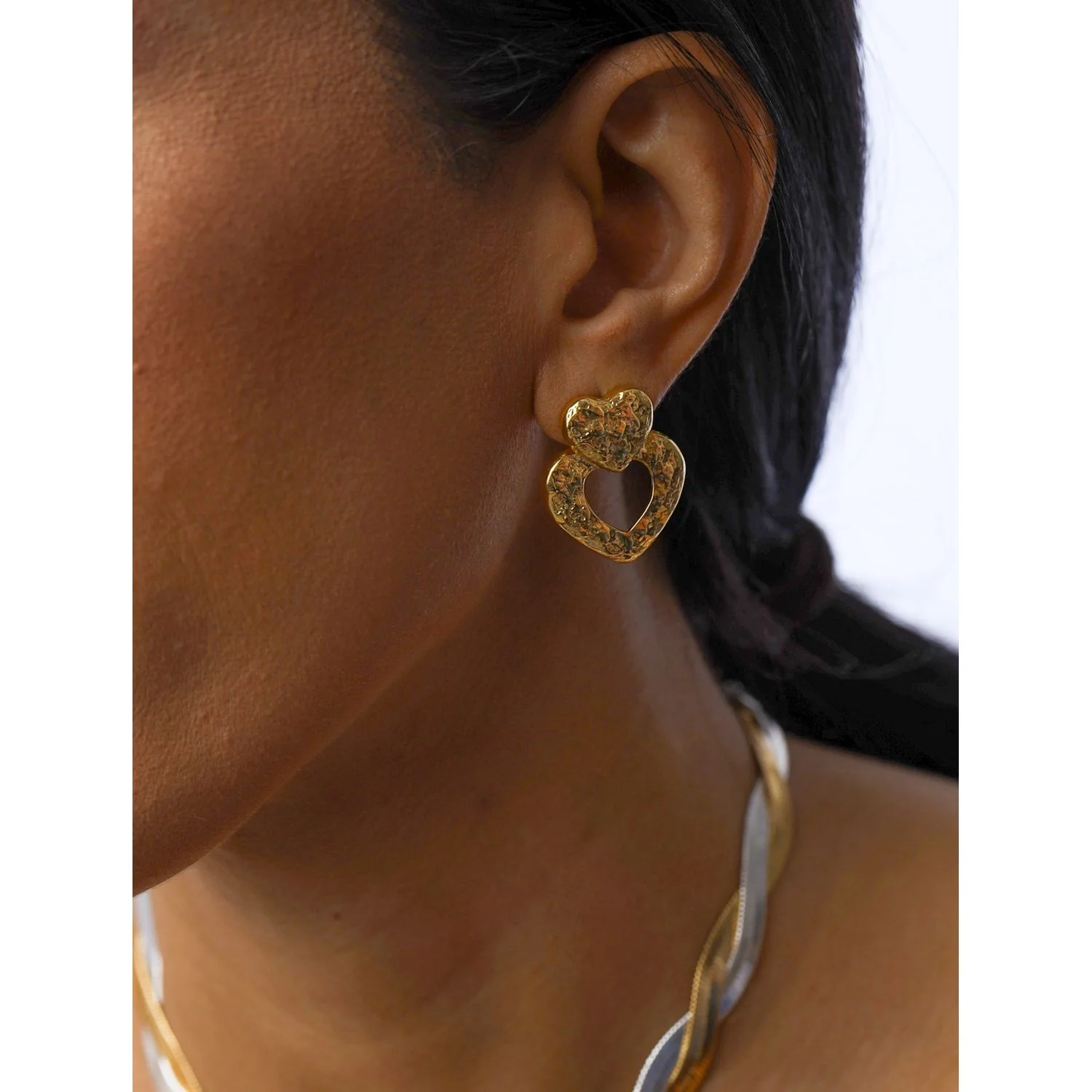 Brinco Coração Texturizado Banhado Ouro 18k Dourado 2