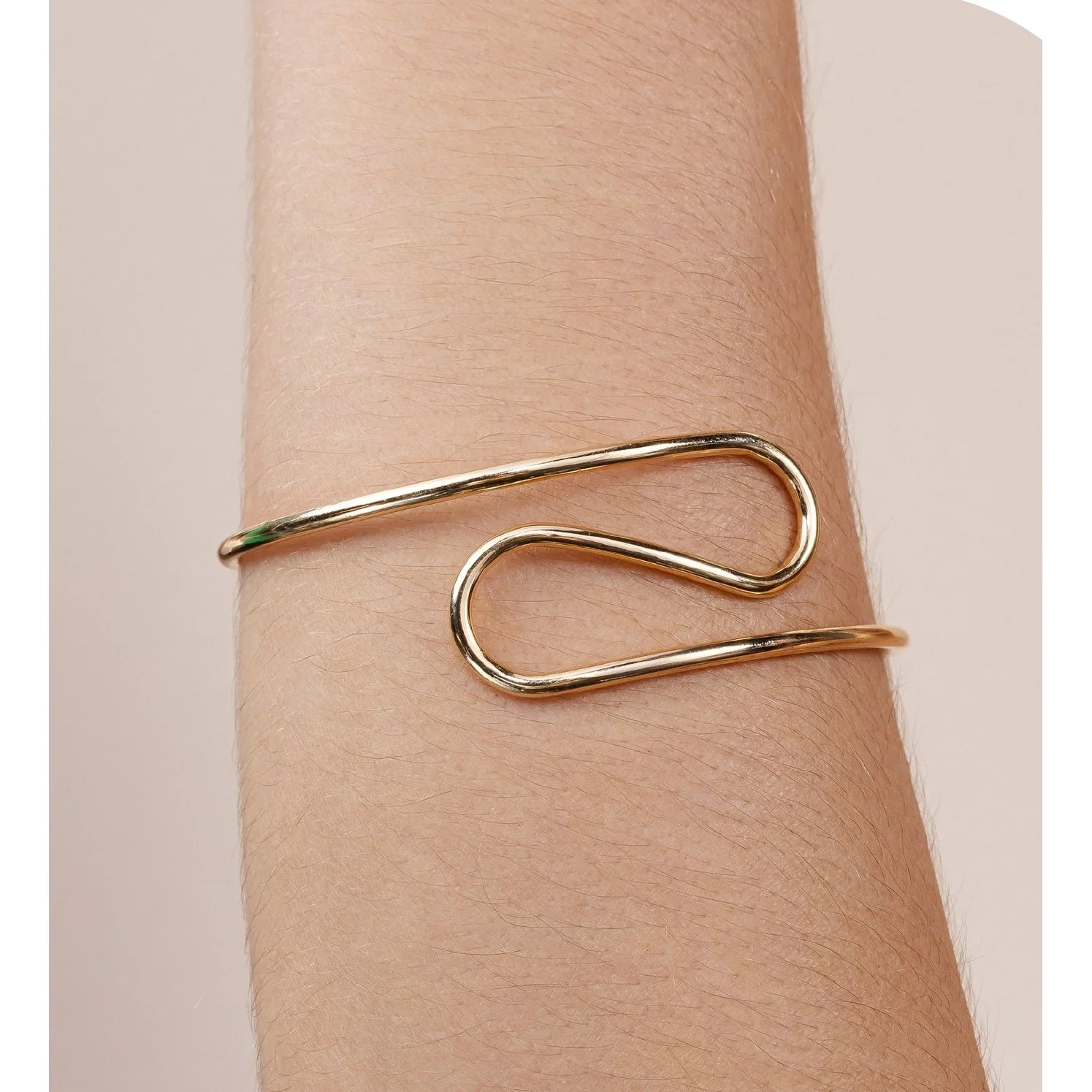 Bracelete Ondas Banhado a Ouro 18k Dourado 2