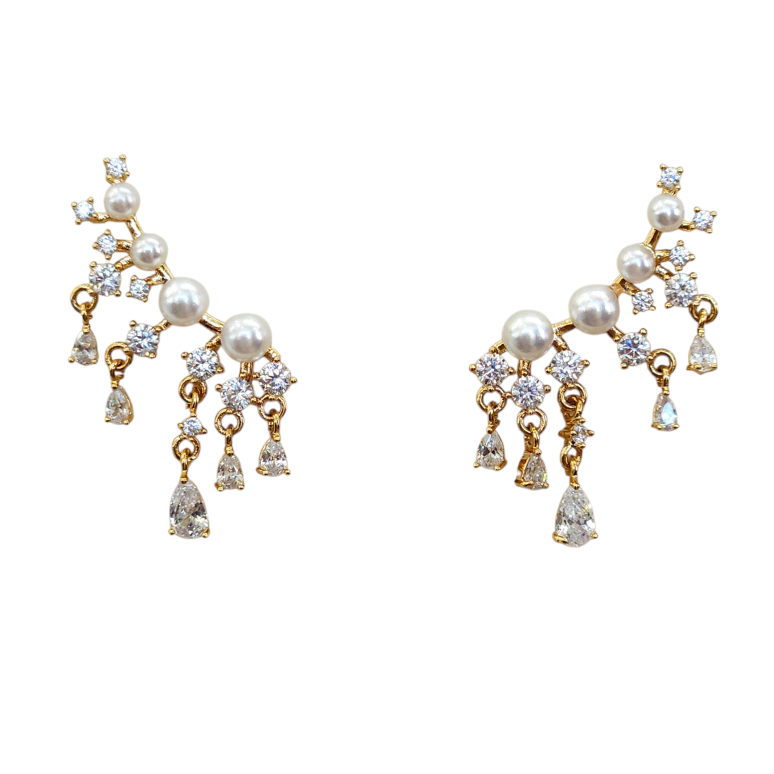 Brinco Earcuff Perolas e Zircônias Banhado a Ouro 18k