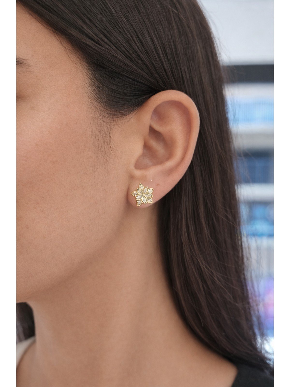 Brinco Flor Banhado a Ouro 18k Dourado 2