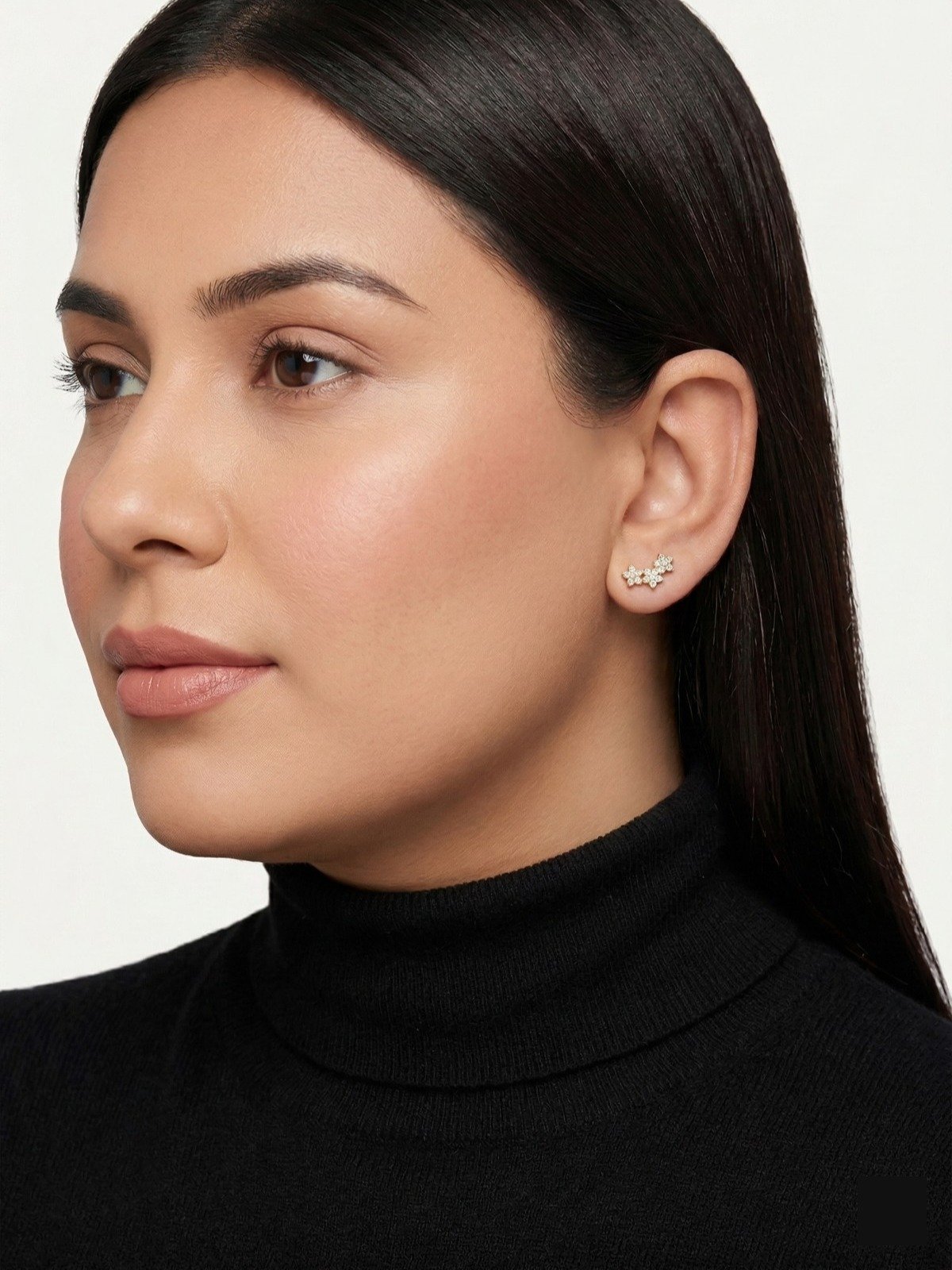 Brinco Earcuff Zirconias Flores  Banhado a Ouro 18k Dourado 2