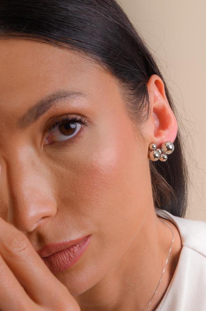 Brinco Cinco Esferas com Banho em Ródio Branco Prata 2