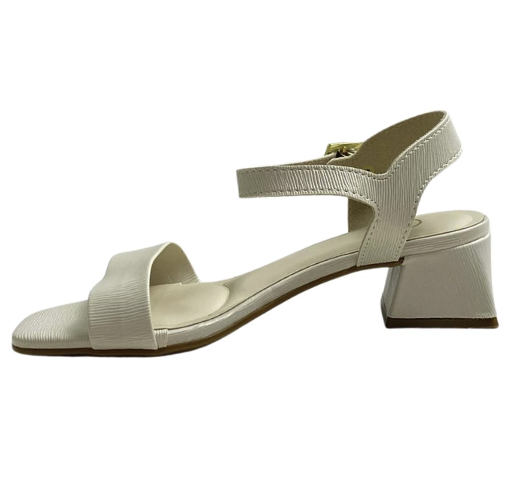 MOLEKINHA SANDALIA INF FEM Off White 2