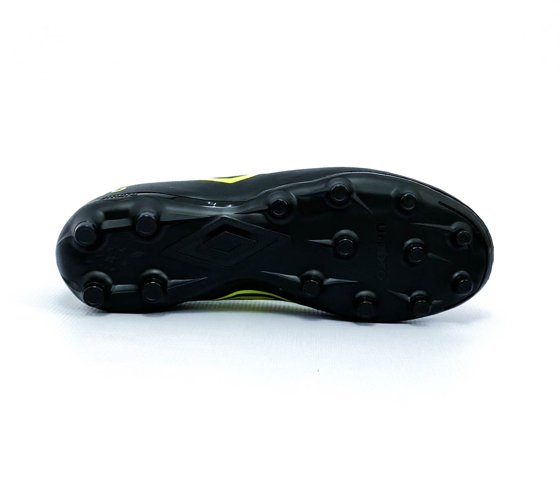 UMBRO CHUTEIRA MASC CPO CLASS Preto/Lima 5