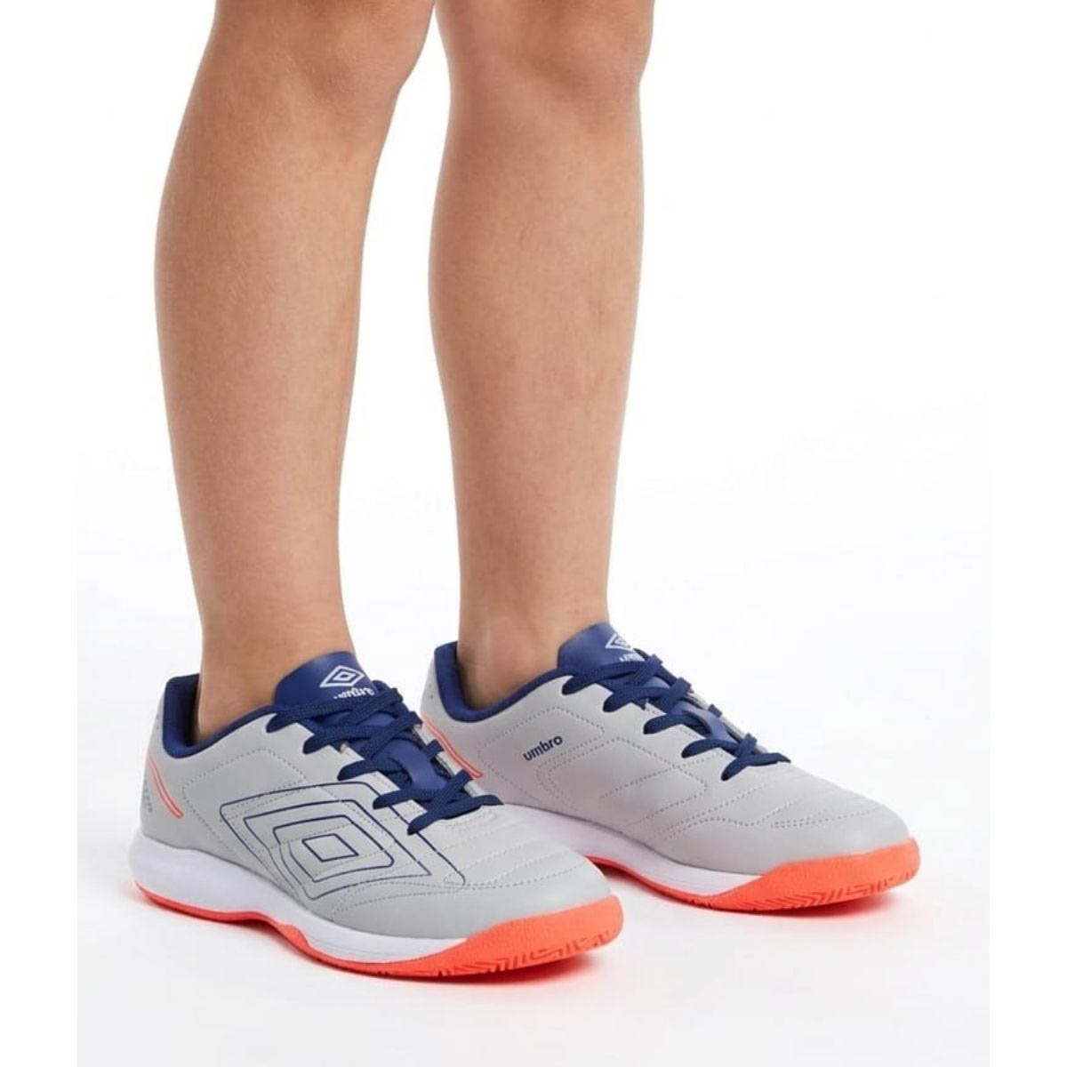 Tênis Futsal Umbro Infantil Menino UO7FB00297 Cinza Claro Cinza 2
