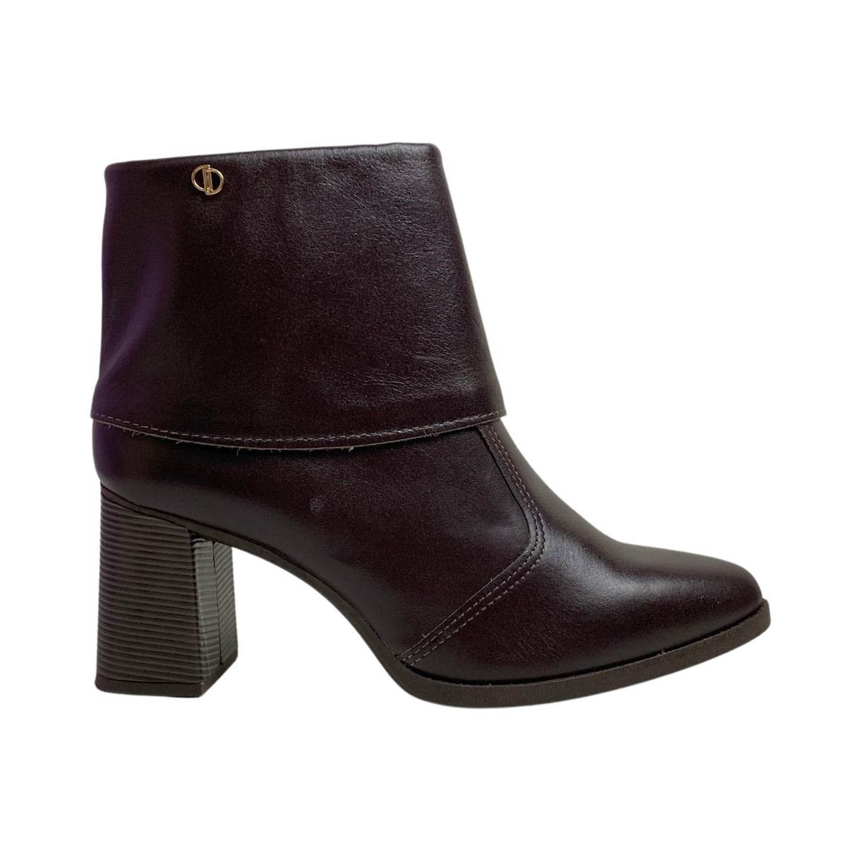 Bota Dakota Feminina D2381 Marrom Escuro