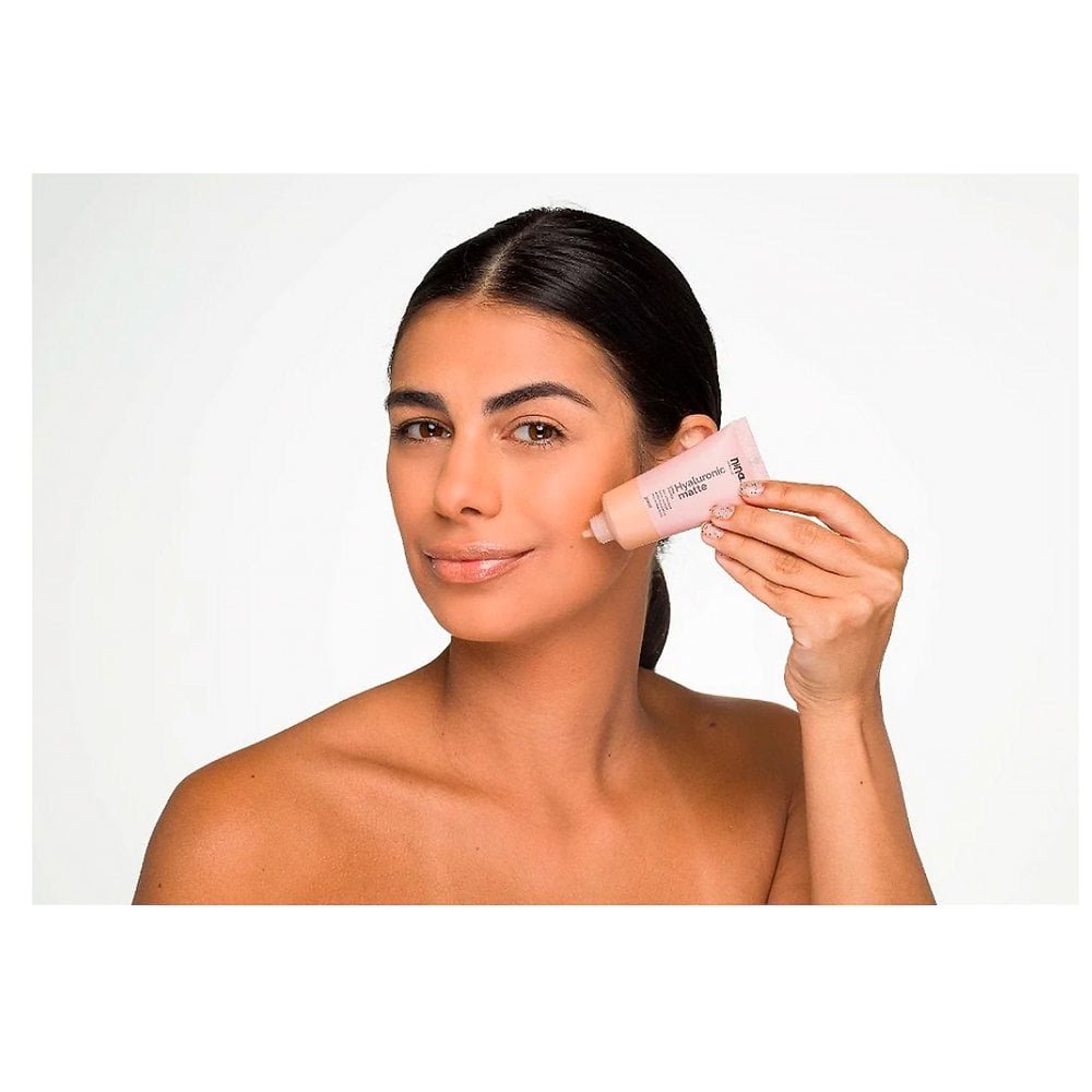 Base Líquida Nina Make Up Hyaluronico Matte Cor 04 4 2