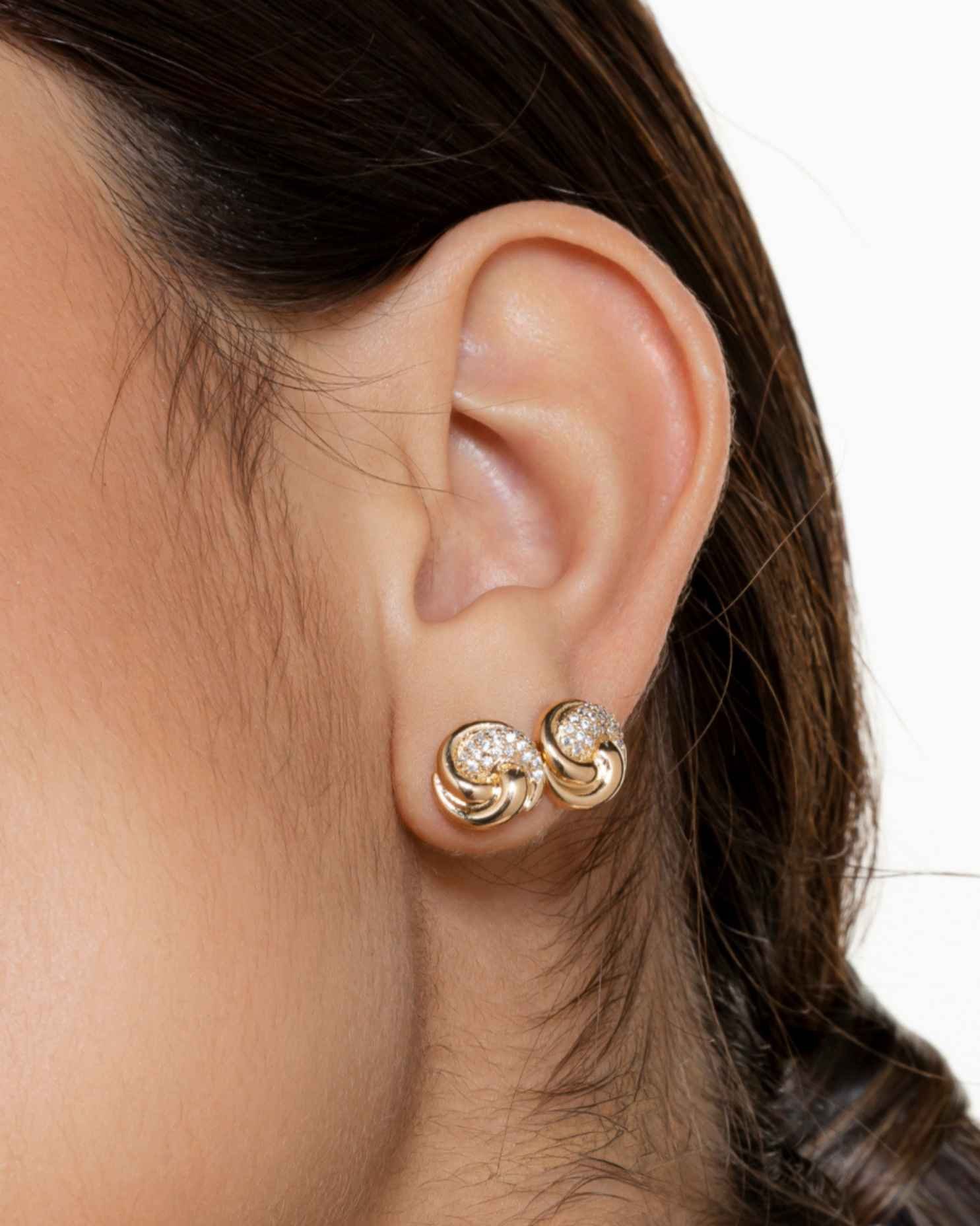 Brinco Semijoia Banhado a Ouro 18k Cravejado Zircônias Dourado 2