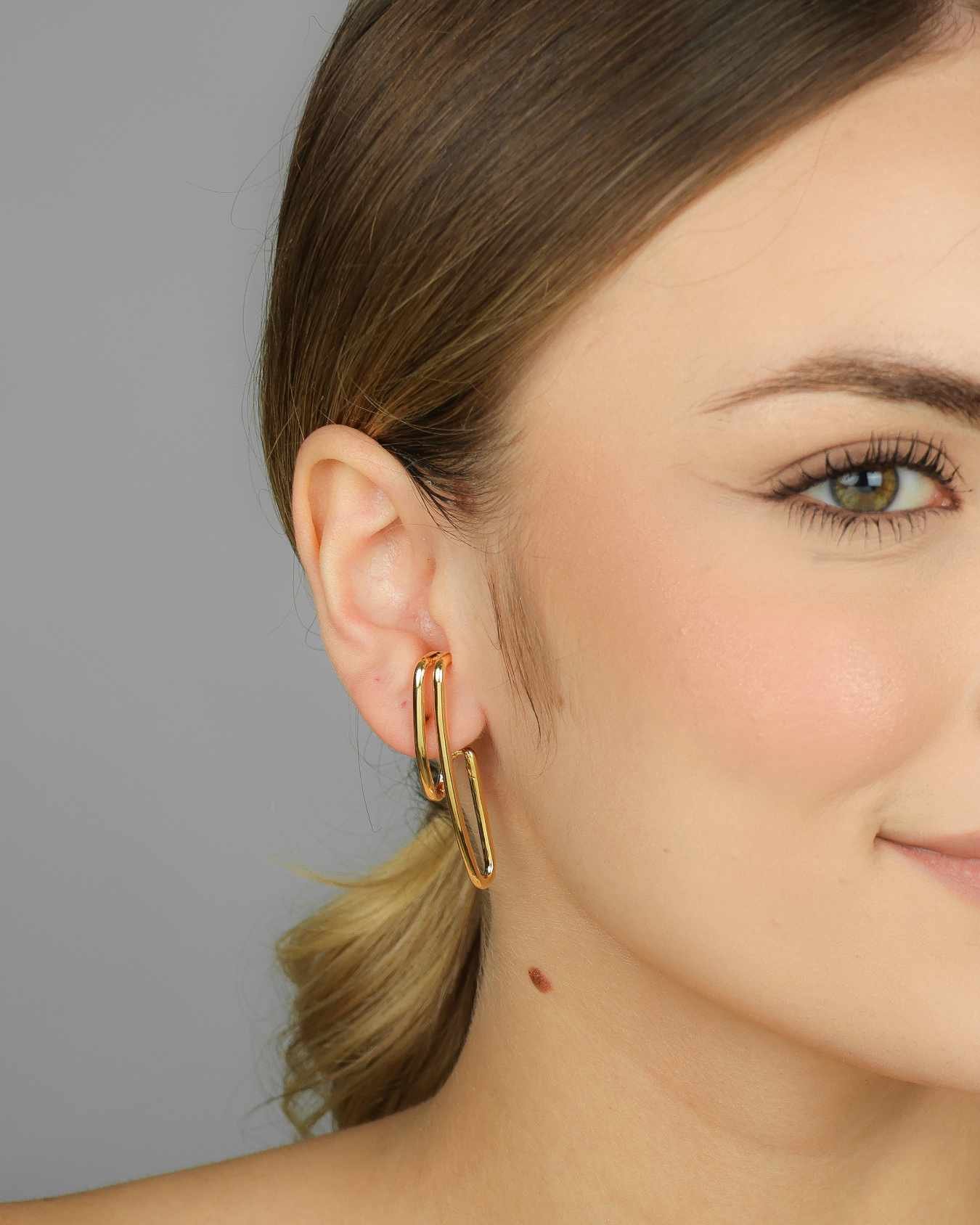 Brinco Semijoia Banhado a Ouro 18k Minimalista Dourado 3