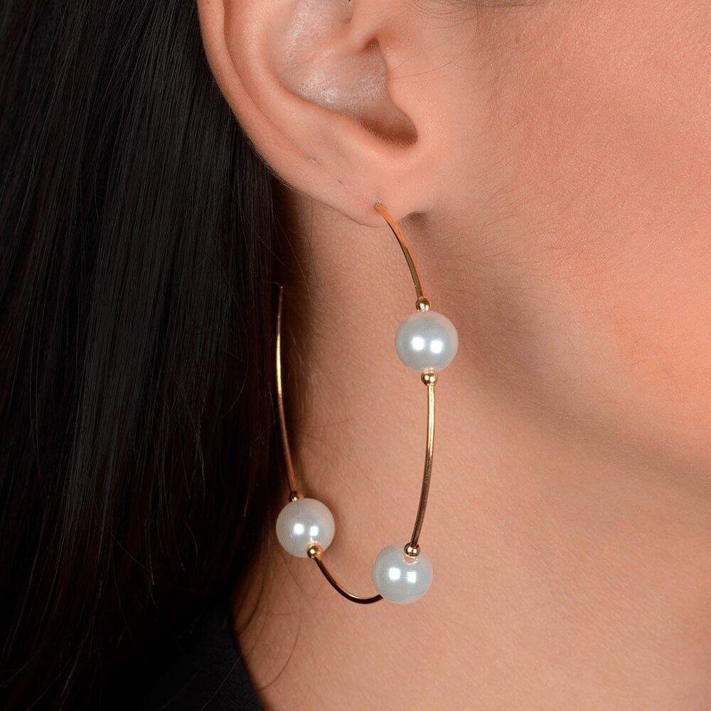 Brinco Dourado de Argola Grande Com Pérolas Dourado 2