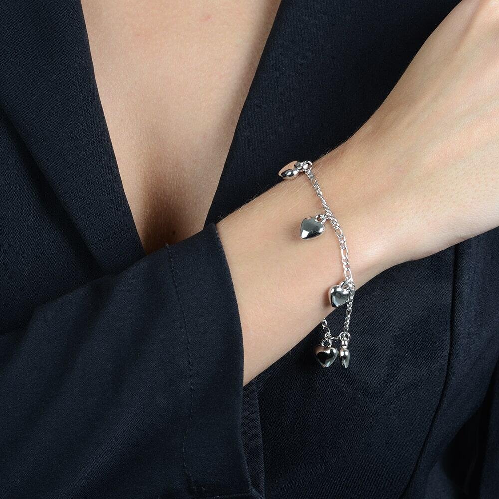 Pulseira Prateada com Pingentes de Coração Prata 2