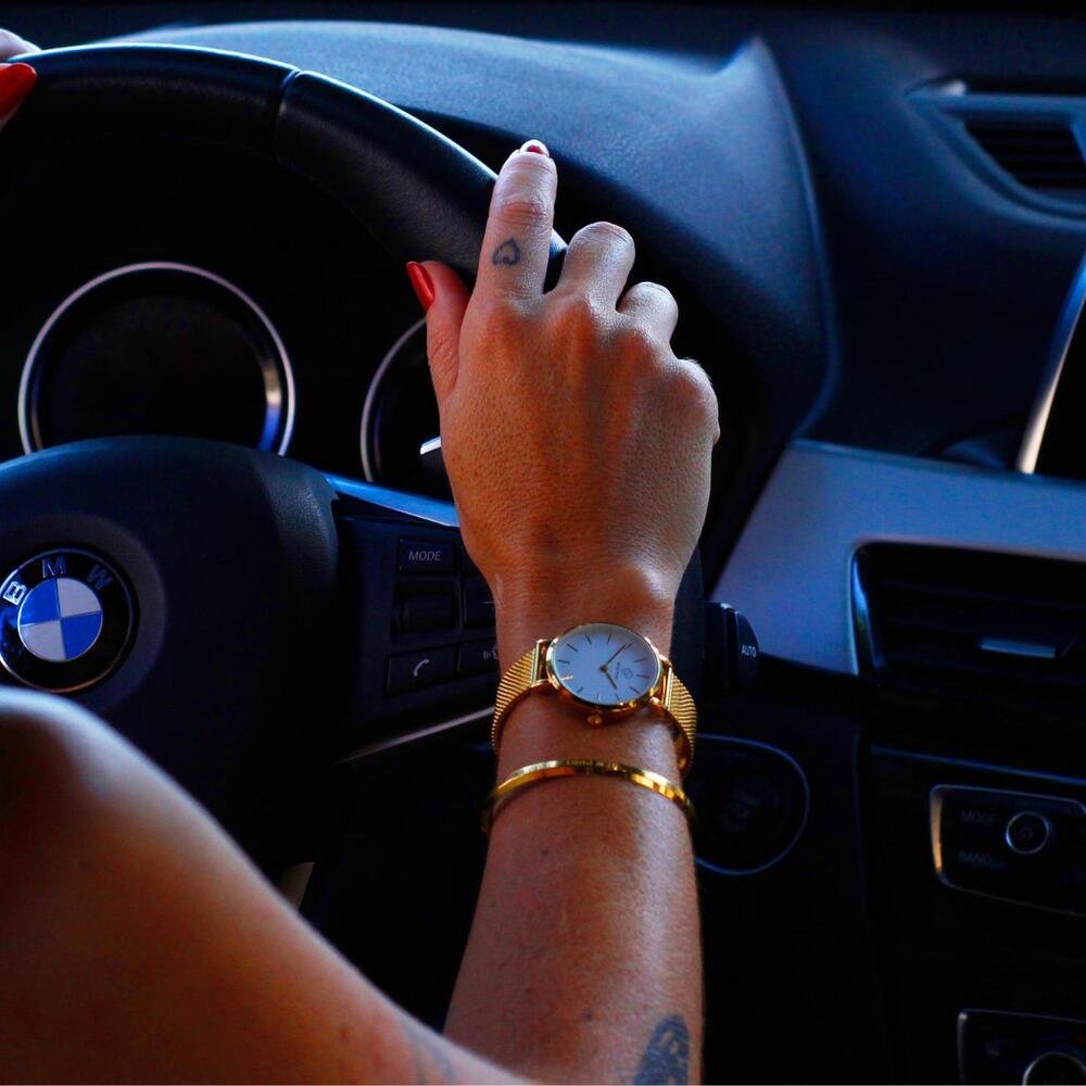 Relógio Dourado Elegant 32 e  Bracelete Ajustável. Dourado 9