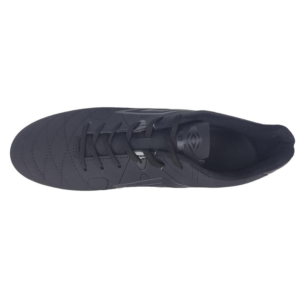 Chuteira de Campo Umbro Attak Eternal Preta Adulto Preto 4