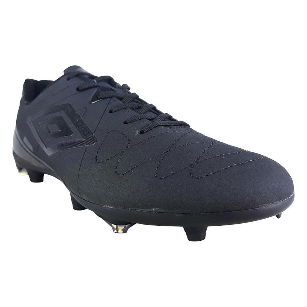 Chuteira de Campo Umbro Attak Eternal Preta Adulto Preto 5
