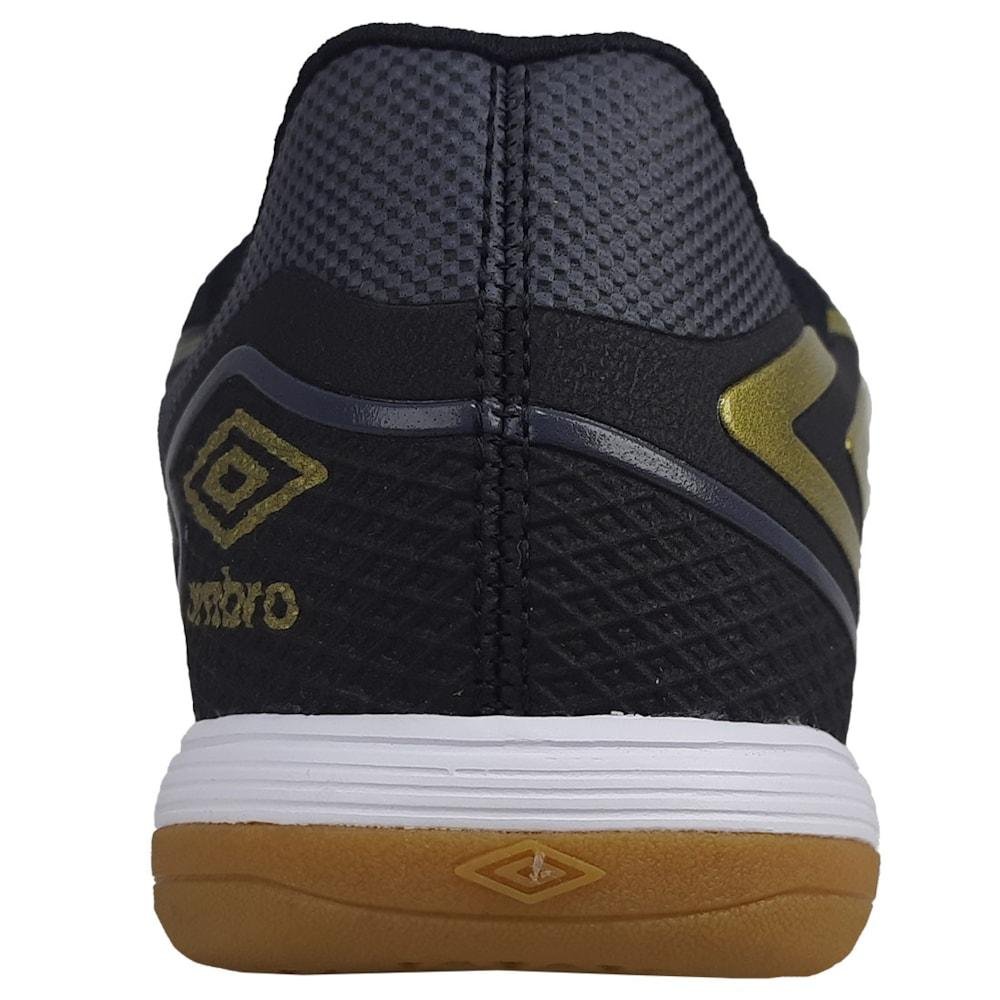Chuteira Futsal Umbro Pro 5 Bump Club Preto e Dourado Unissex Preto/Dourado 5