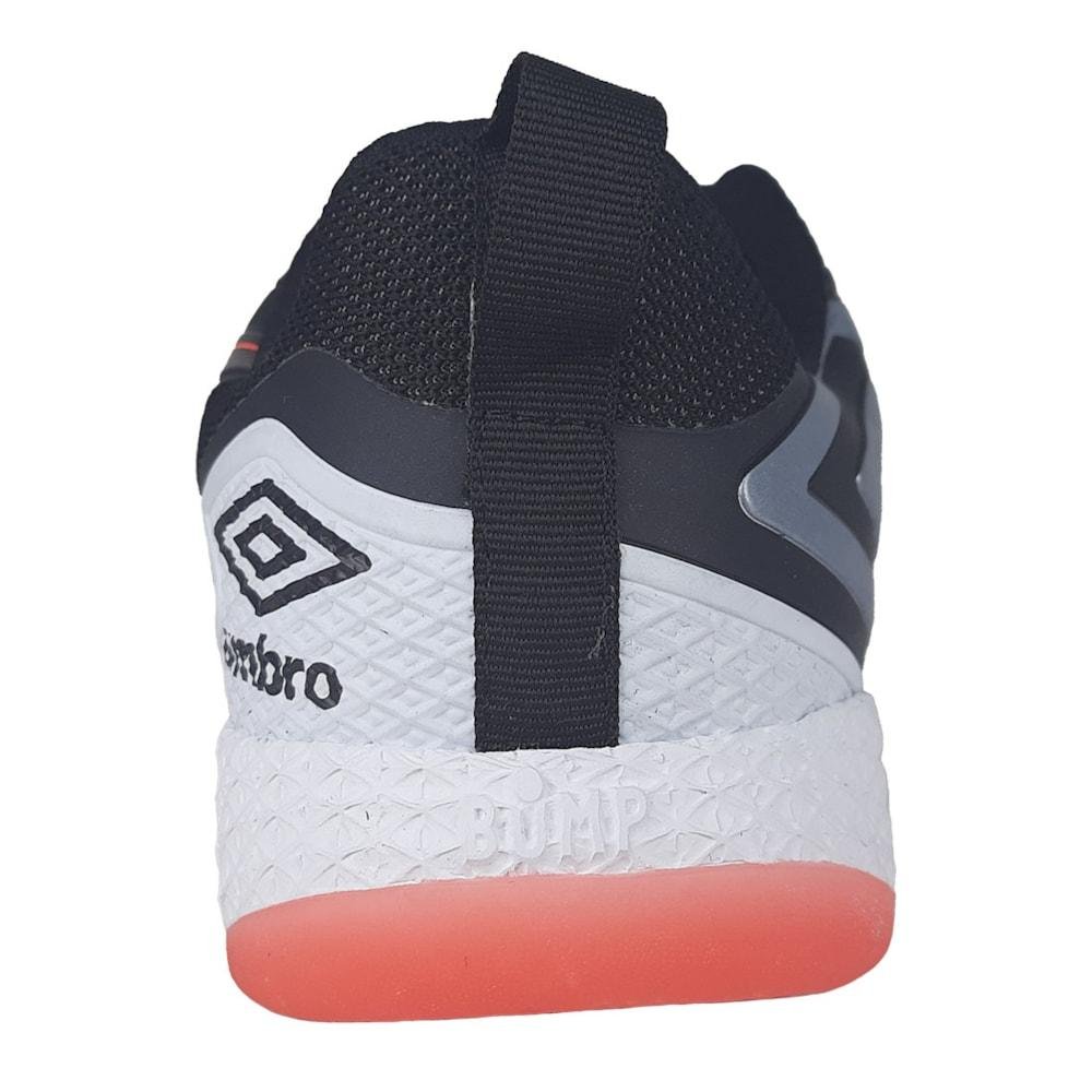 Chuteira Futsal Umbro Pro 5 Bump Preto e Prata Adulto Preto/Prata 6