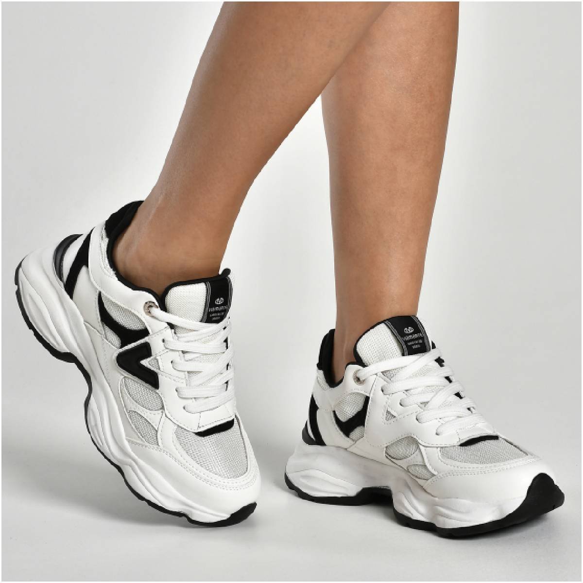 Tenis Feminino Via Marte Chunky Casual Original Confortavel Branco/Preto 3