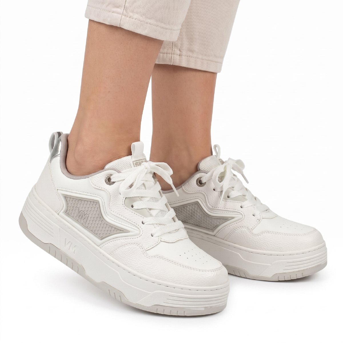 Tenis Feminino Via Marte Casual Sneaker Robusto Flatform Urbano Confortavel Original Branco e Neve Branco/Neve 4