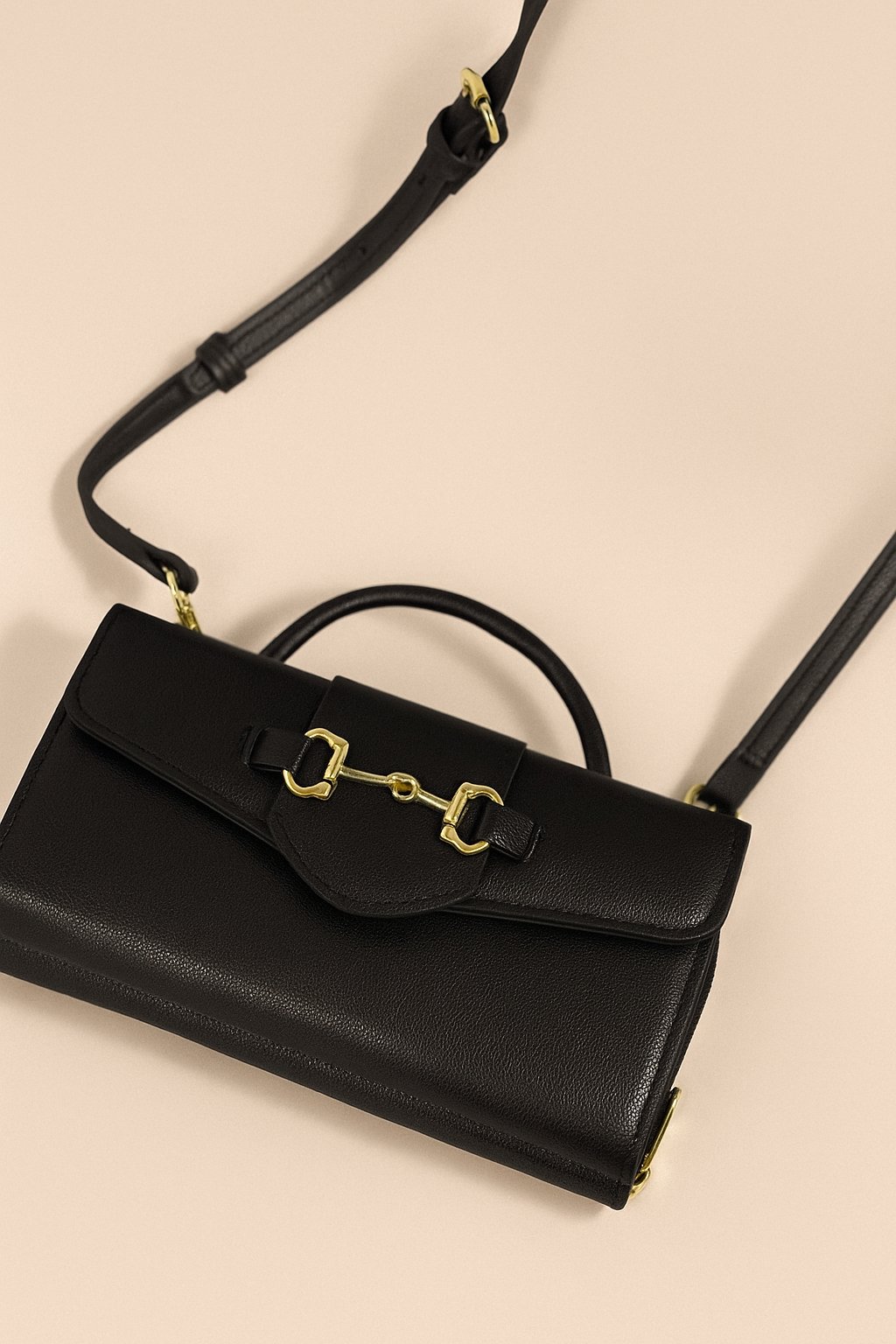 Bolsa de Mao Pequena D Bell Lisa Preto 2