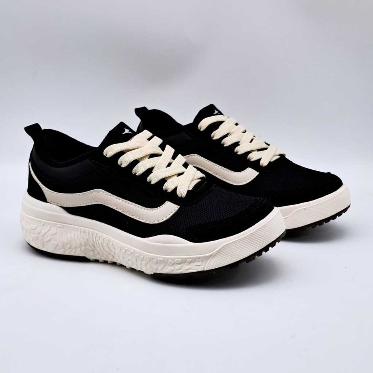 Tênis Ultrarange Jet Crazy Unissex Casual Comfort P340 Preto 3