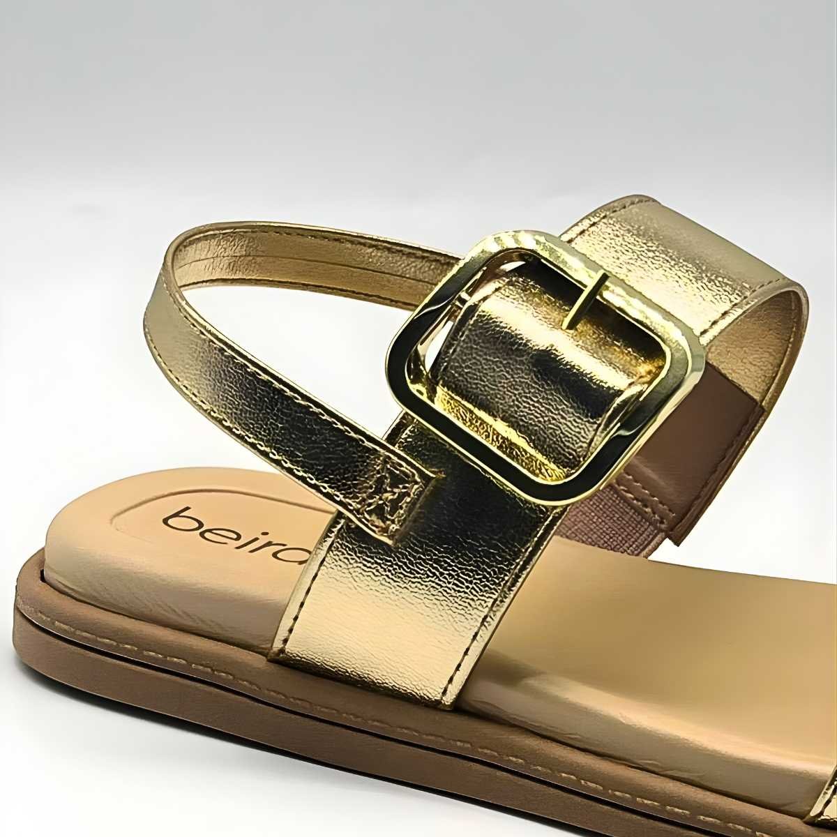 Sandália Feminina Beira Rio 2 Tiras Metalizadas Conforto 8488.135 Dourado 5