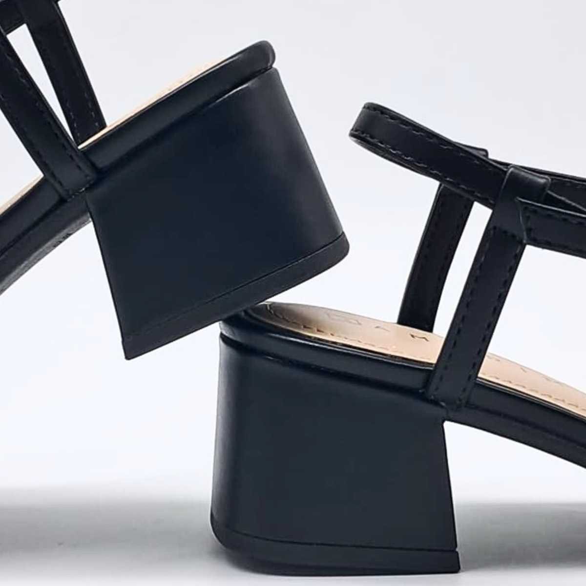 Sandália Feminina Ramarim Salto Baixo Conforto 25-30202 Preto 4