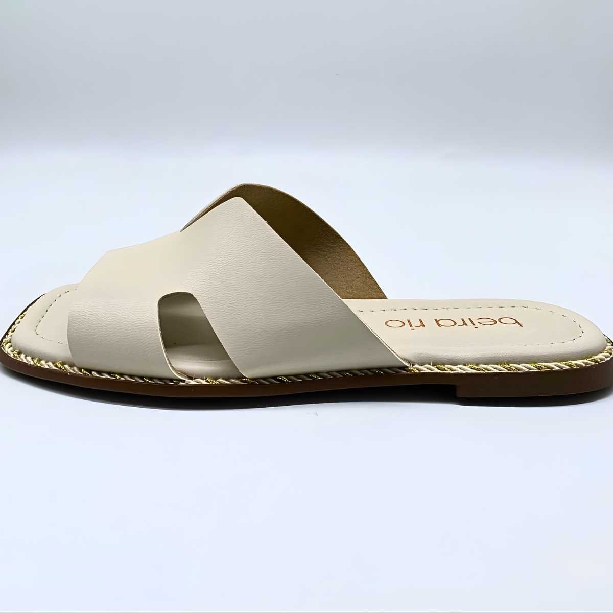 Sandália Feminina Beira Rio Tachas Estilo Conforto 8506.206 Off White 2