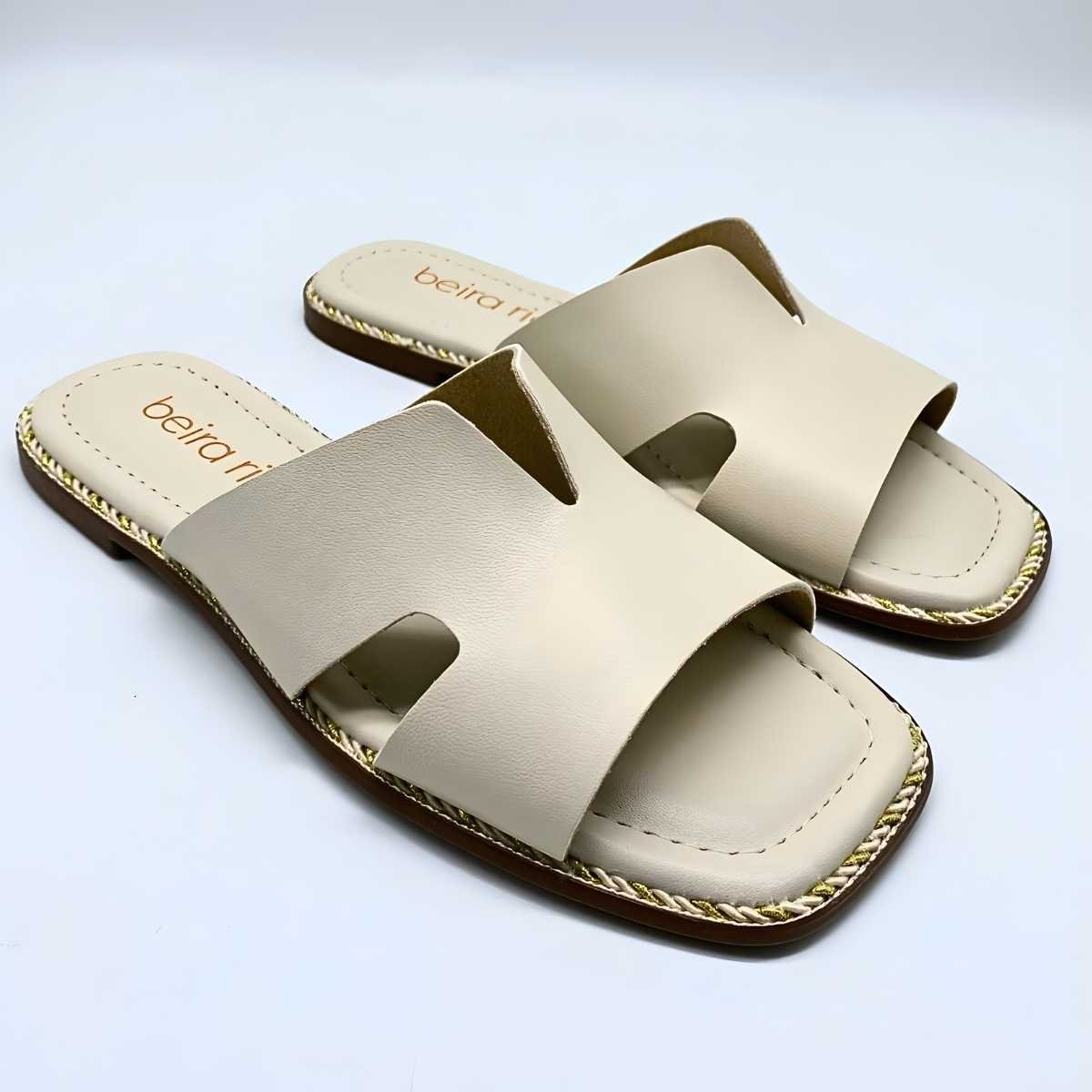 Sandália Feminina Beira Rio Tachas Estilo Conforto 8506.206 Off White 3