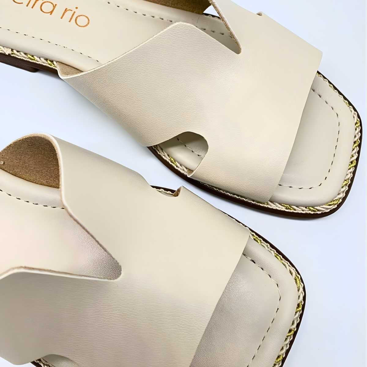 Sandália Feminina Beira Rio Tachas Estilo Conforto 8506.206 Off White 4