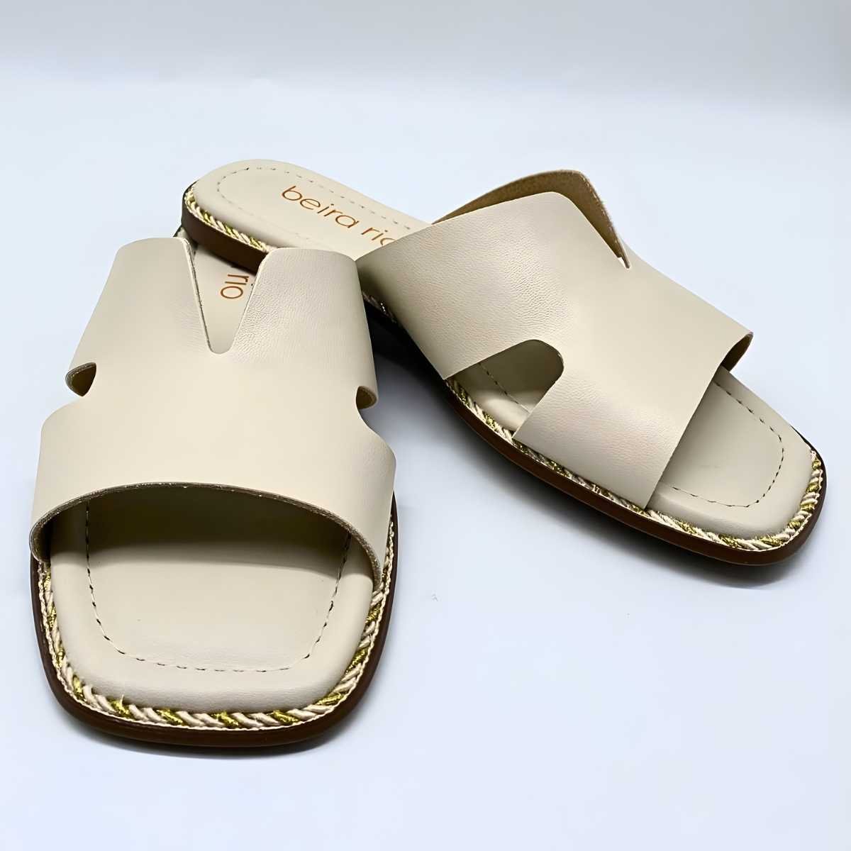 Sandália Feminina Beira Rio Tachas Estilo Conforto 8506.206 Off White 5