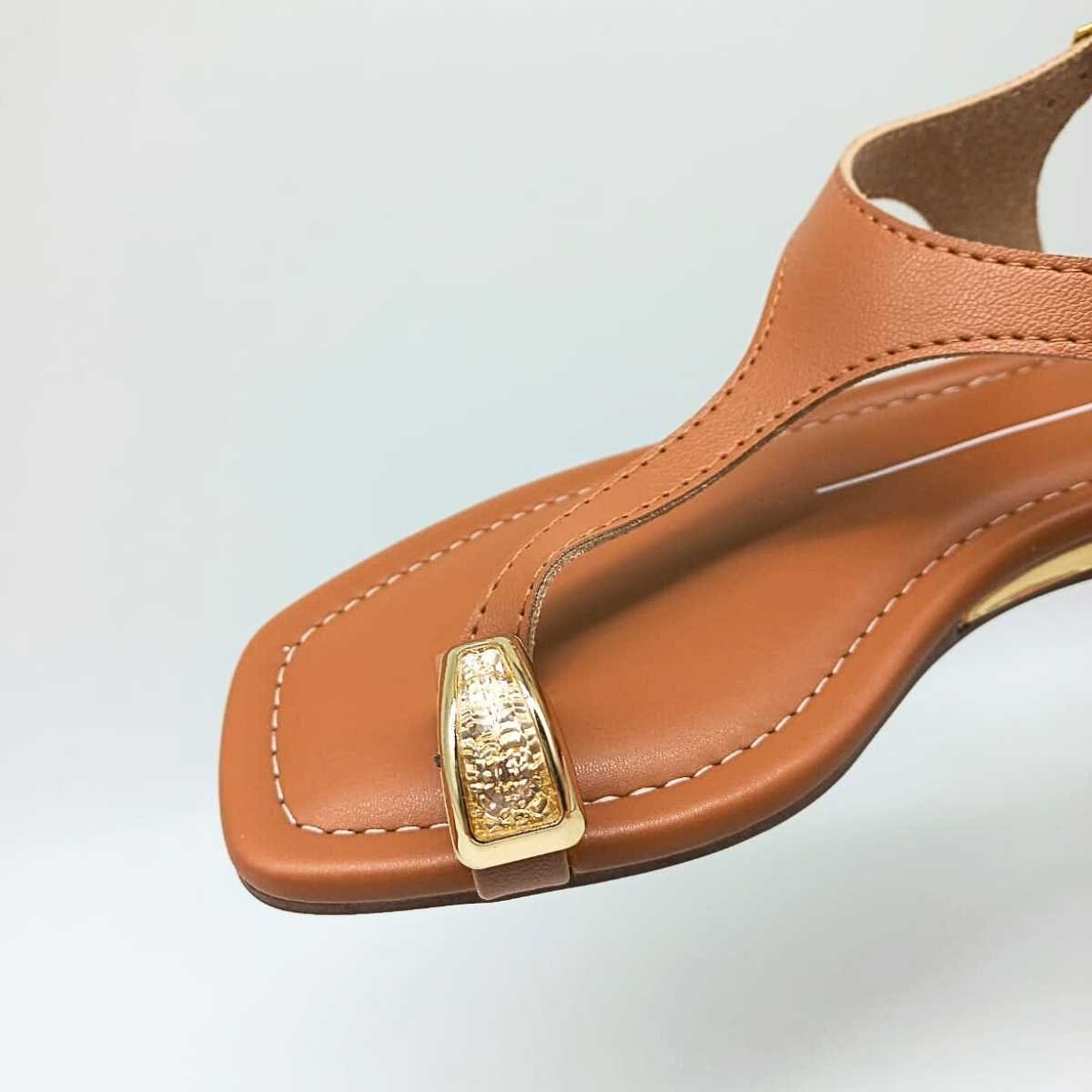 Sandália Moleca Feminina Dedo Anabelinha 5559.103 Marrom 3