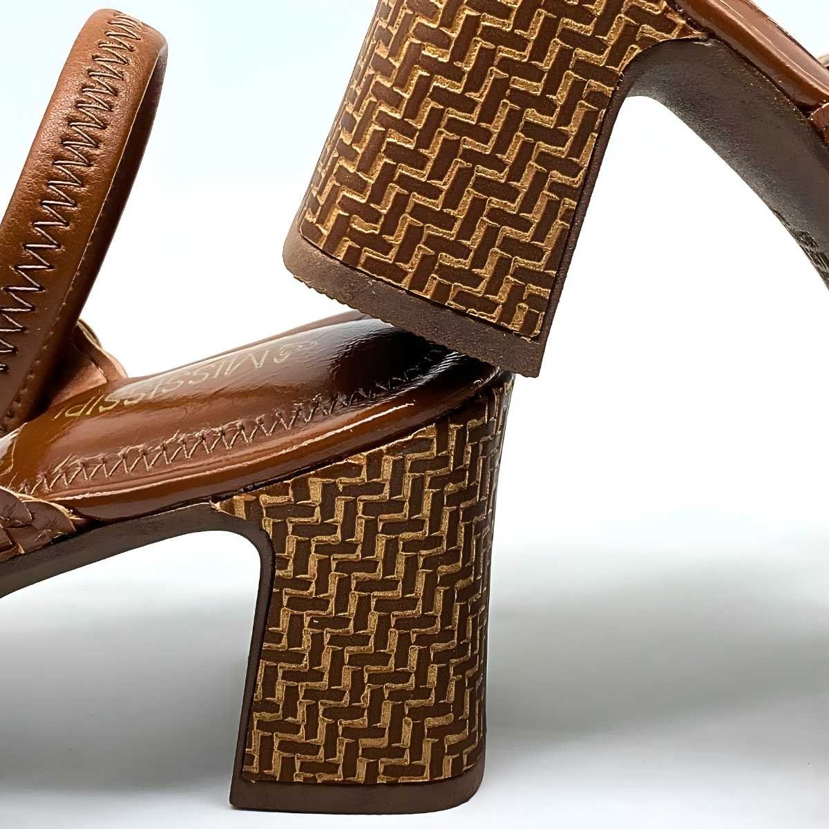 Sandália Feminina Mississipi Salto Pedras Estilo Leve J0482 Marrom 5