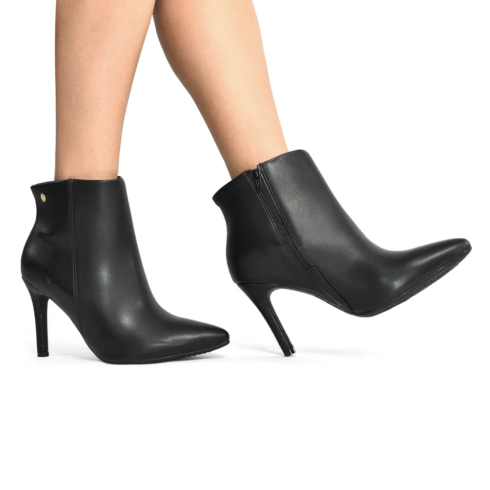 Bota Feminina Vizzano Preta Bico Fino Sintetico Preto 2