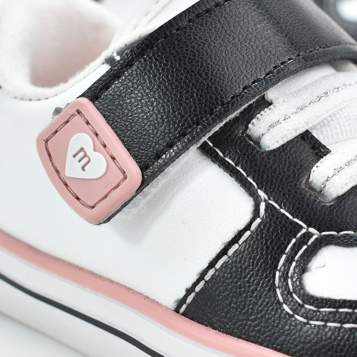 Tenis Molekinha Meninas Branco e Preto Ajuste Velcro Branco/Preto 5