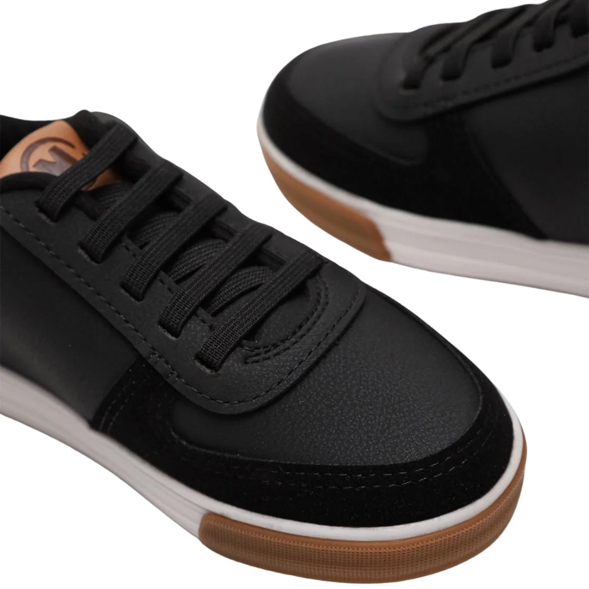 Tenis Molekinho Menino Preto Branco Recortes Modernos Preto 2