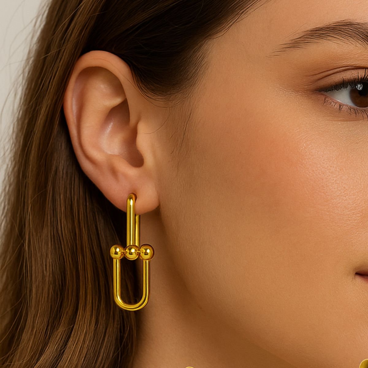 Brinco Vih Triny Elo com Bolinha Banhado a Ouro Dourado 2