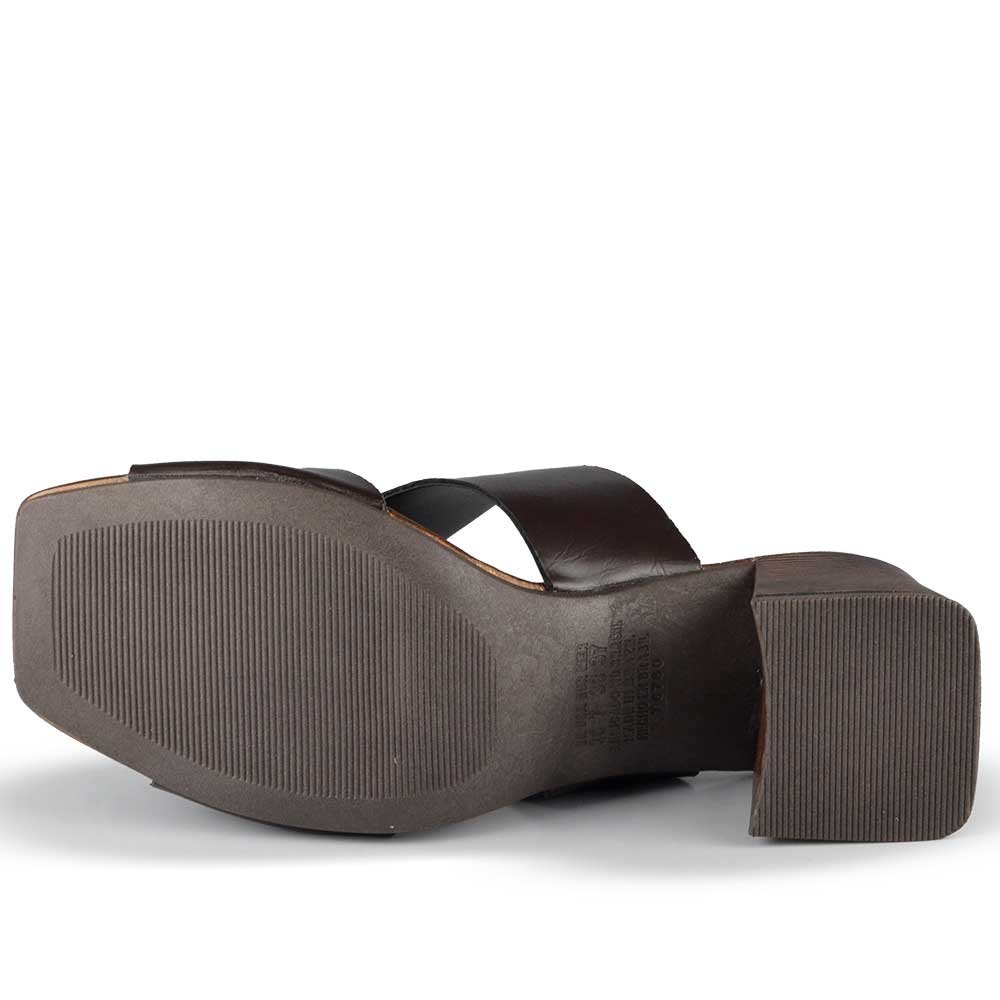 Tamanco Dakota Feminino Salto Bloco Y9191 Café 5