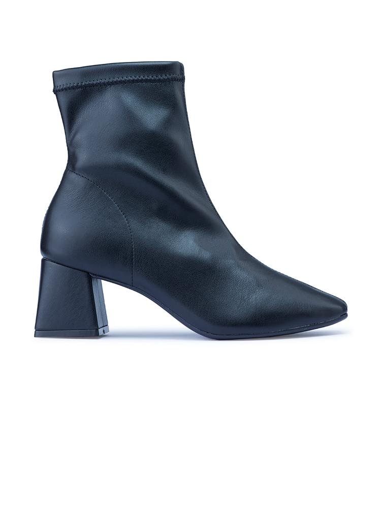 Bota Feminina Bebecê Bico Quadrado Recortes