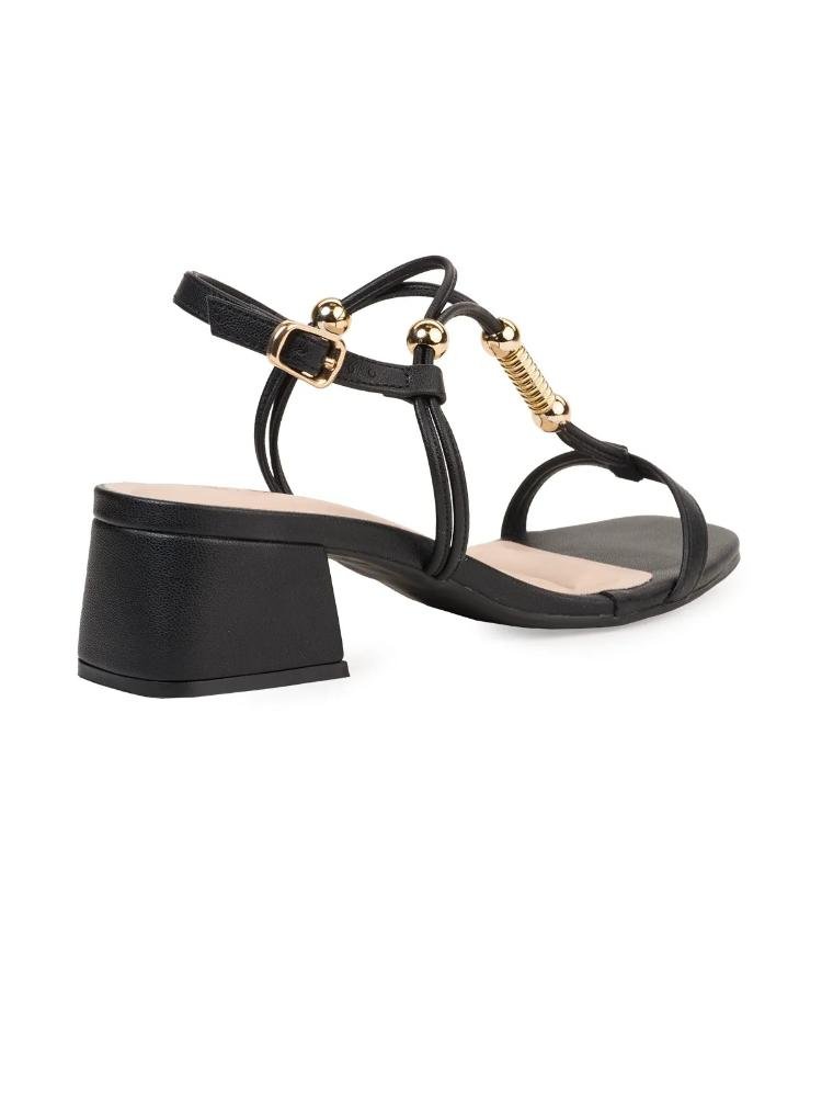 Sandália Bebecê Salto Bloco com Tiras Finas e Enfeite Preto 4