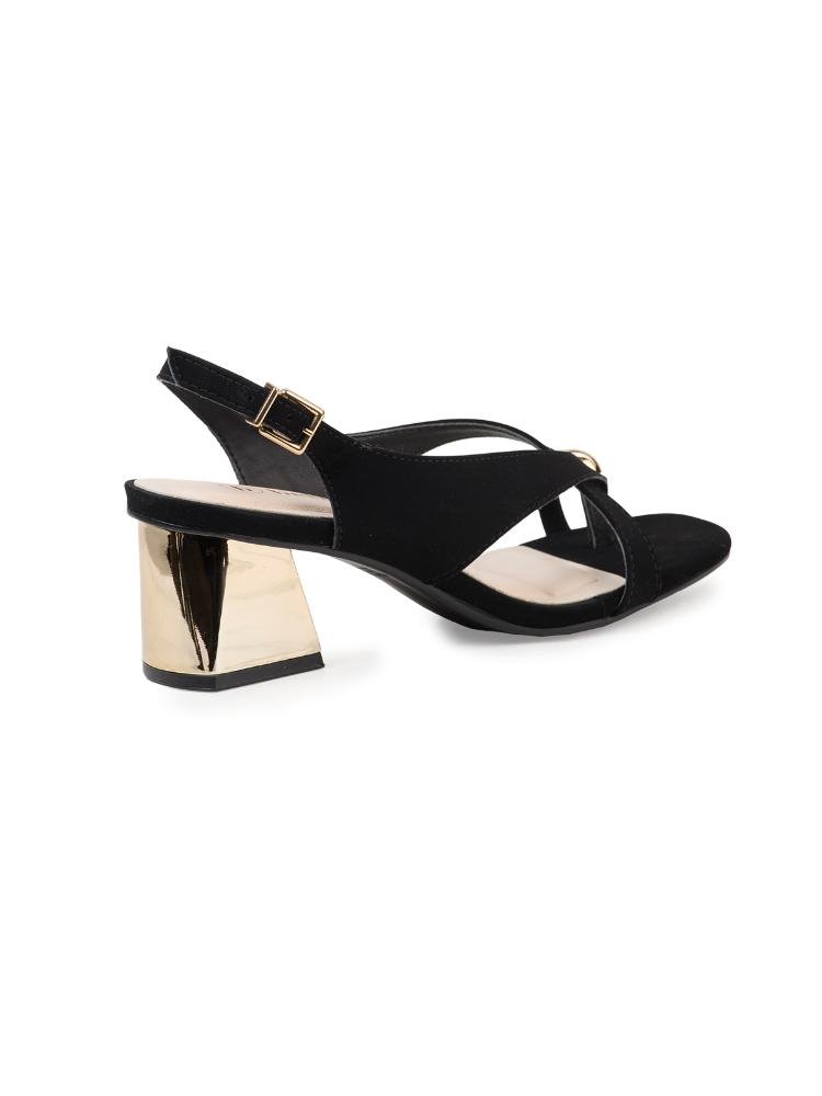 Sandália Salto Bloco Bebecê com Detalhe Dourado Preto 4