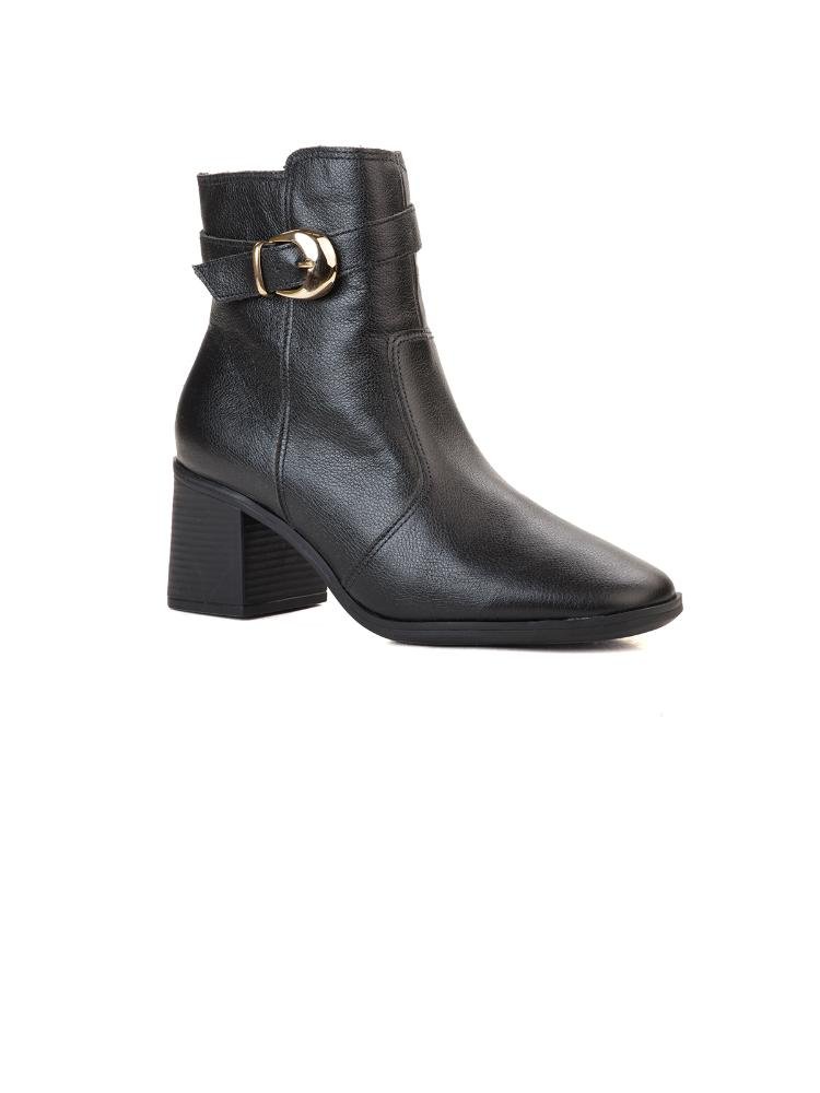 Bota Bebecê Clássica em Couro Bico Redondo com Pulseira e Fivela Preto 3