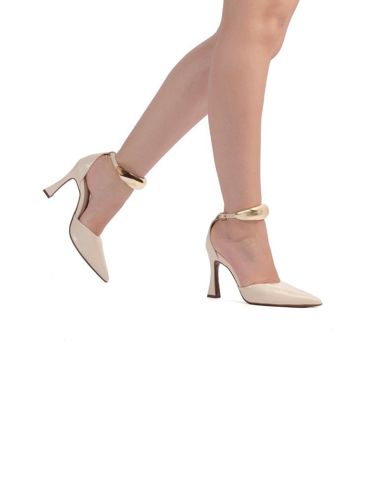 Scarpin Bebecê Salto Fino Semi Aberto com Enfeite Moderno Bege 2